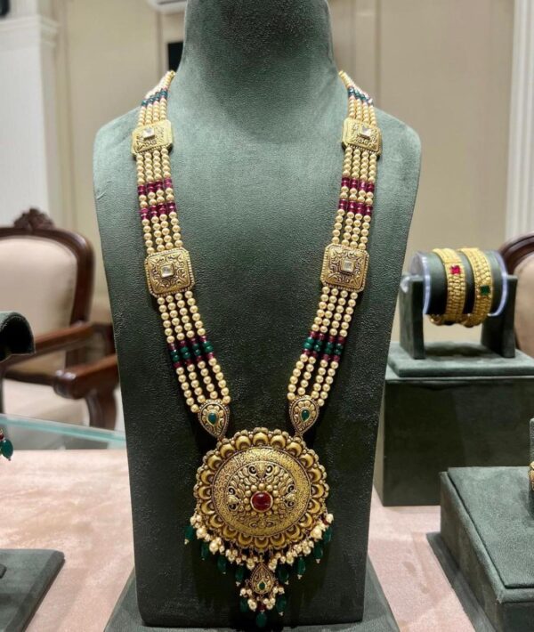 Traditional Indian Gold Necklace with Gemstone Accents