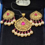 Traditional Gold Necklace Set